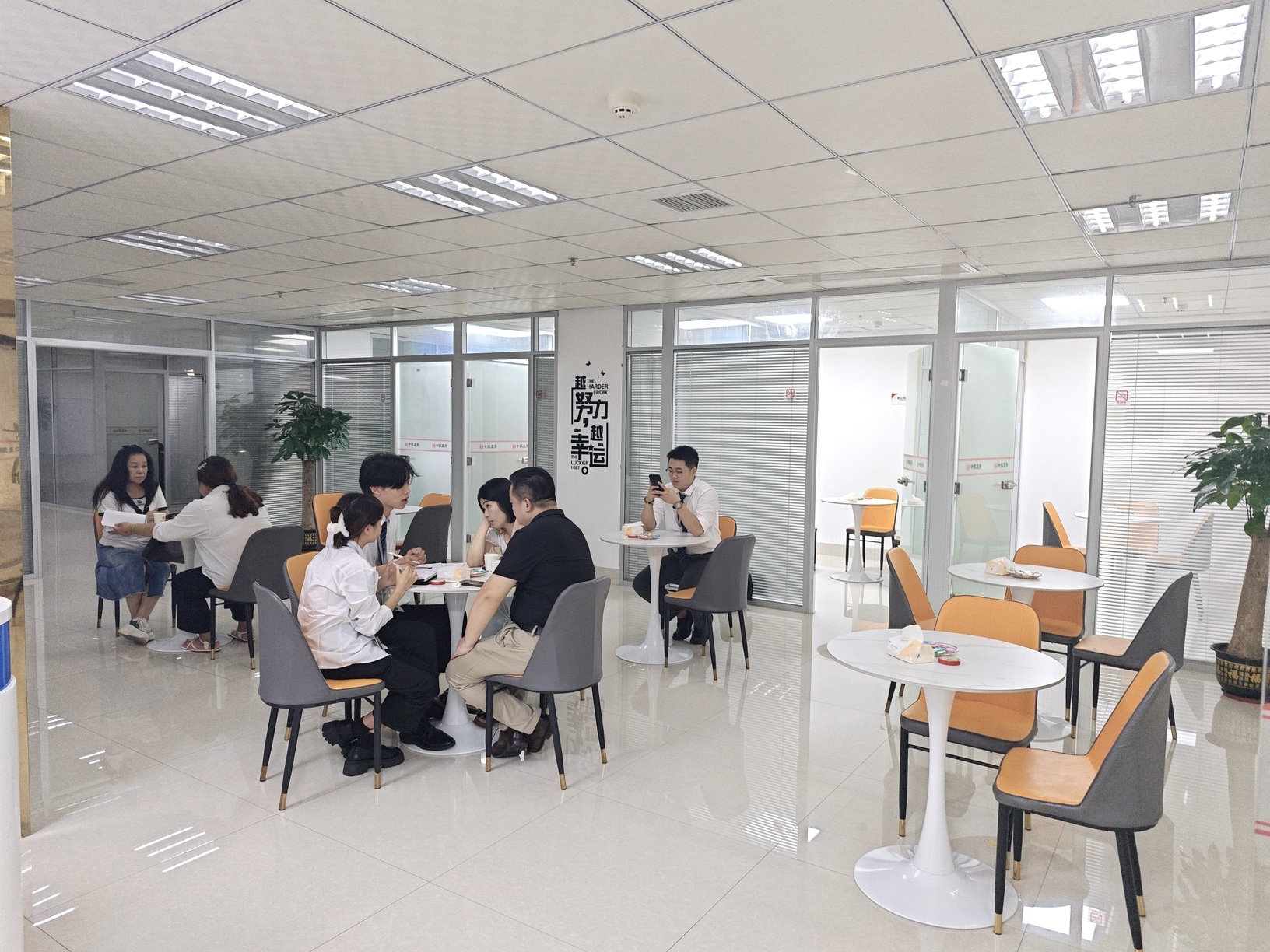 广西汇银成商务咨询 专业引领，助力企业稳健前行